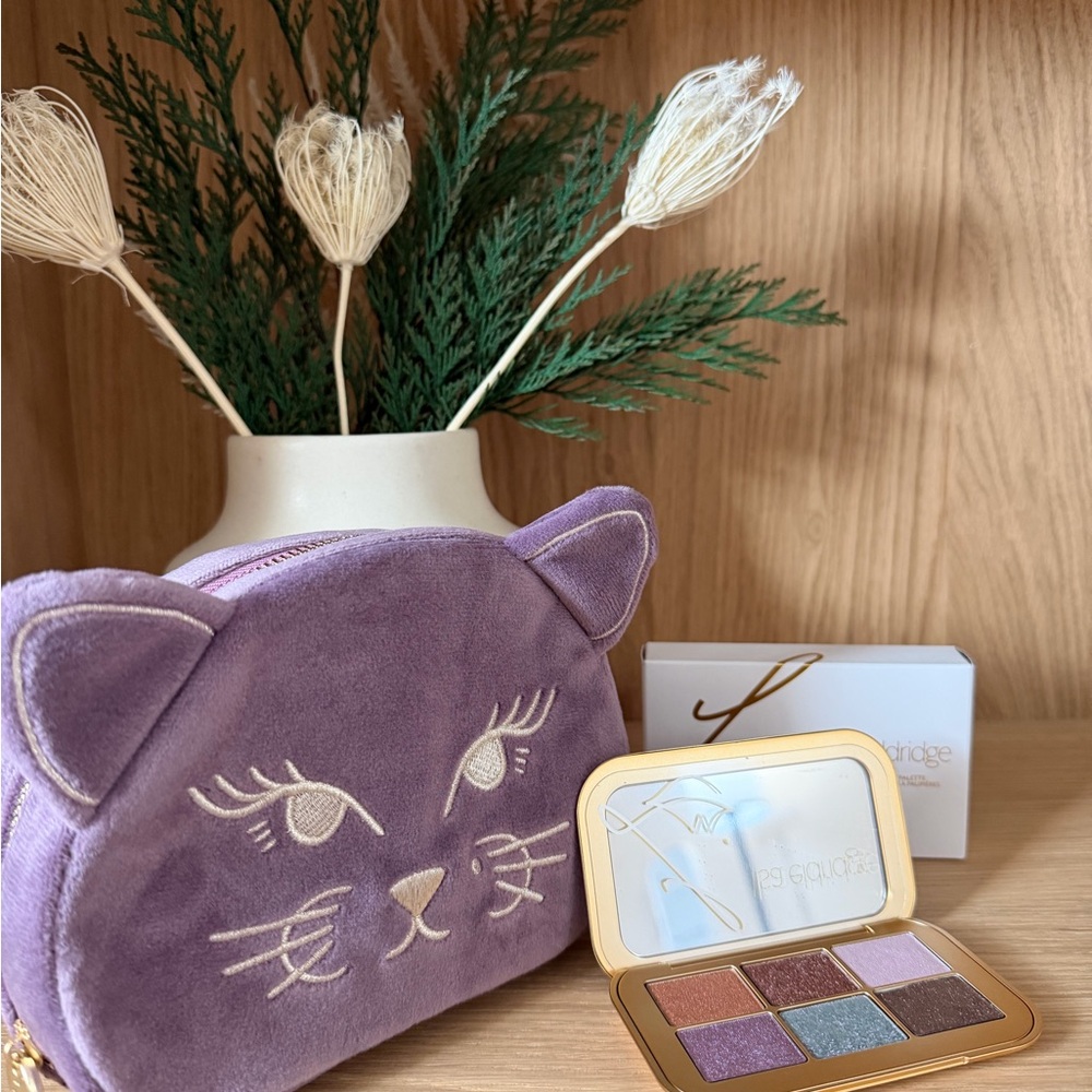 Lisa Eldridge Betty Palette and Pouch - Brand New in Box